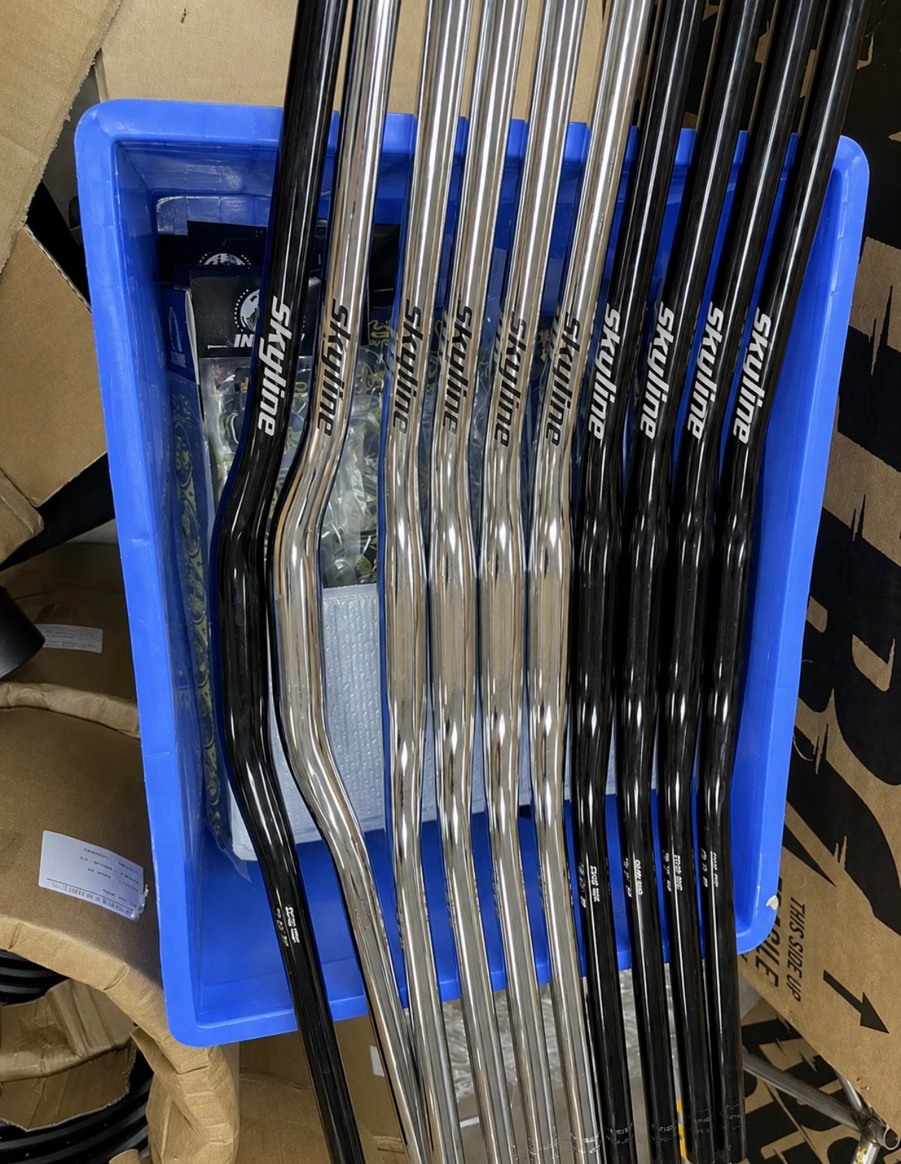Skyline bars (chrome and black bars) 31.8 (pre order)