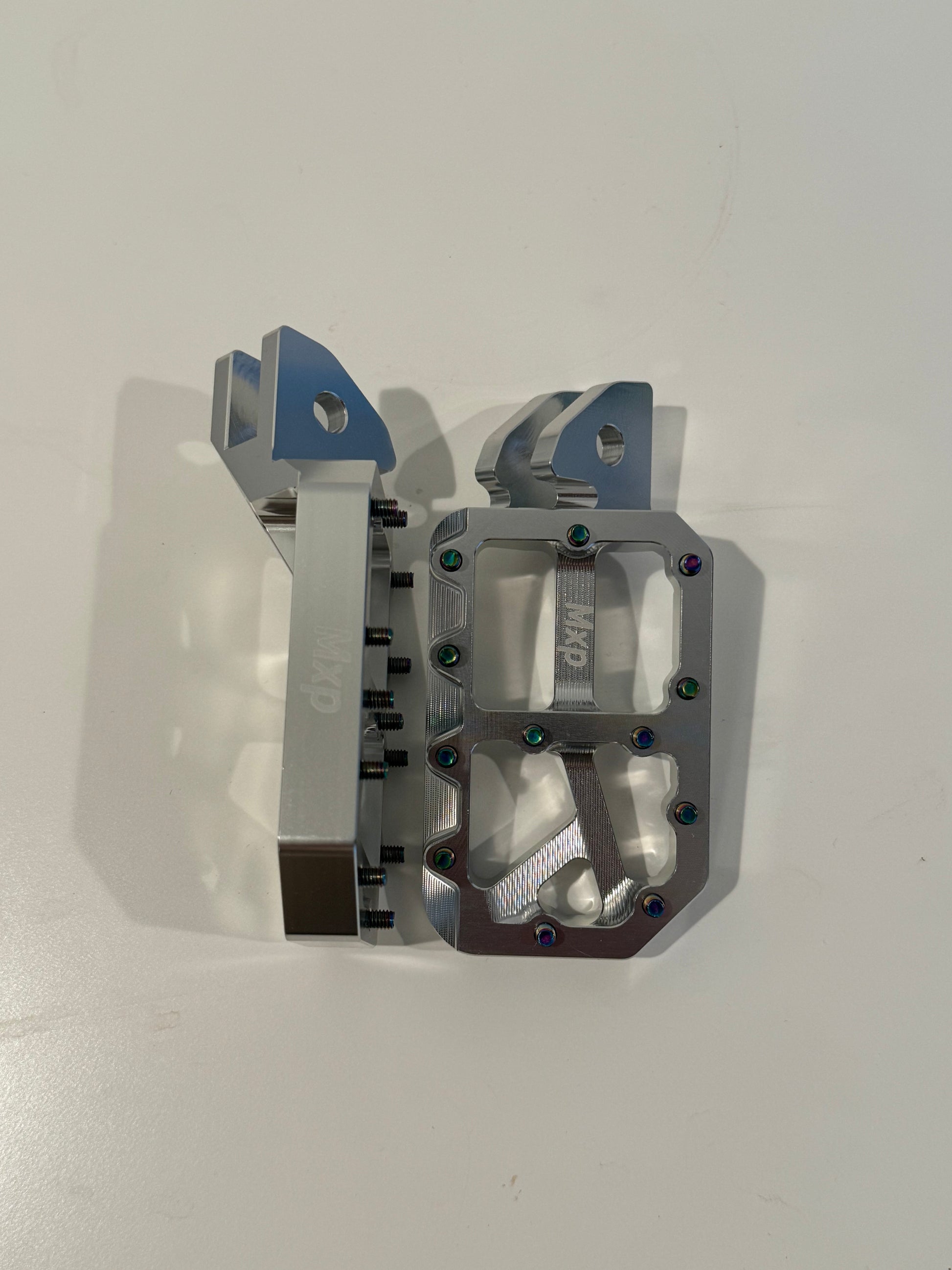 Mxp foot pegs next day shipping - MX SKYLINE 