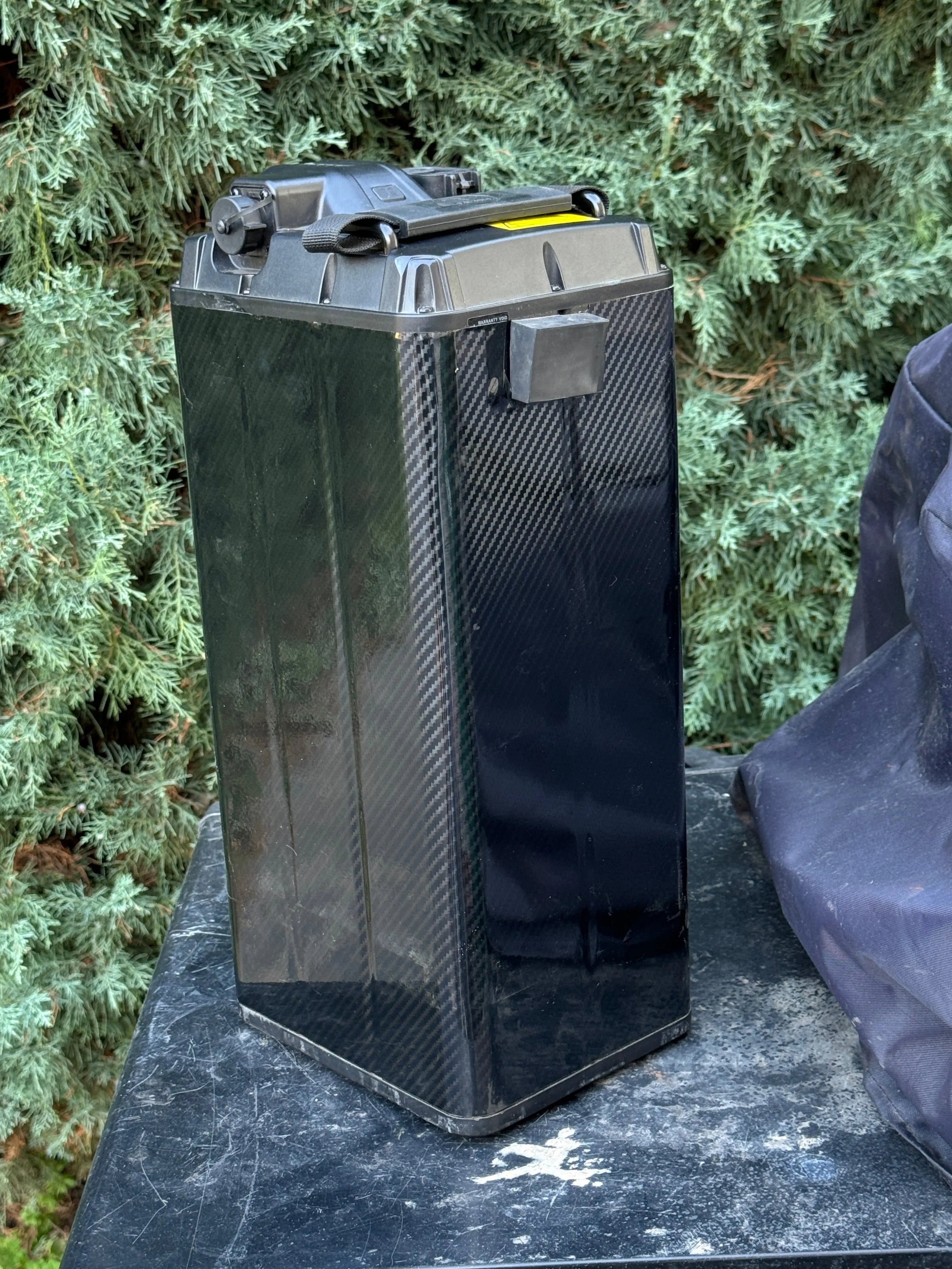 E-Bike Carbon Fiber Battery Wrap - MX SKYLINE 