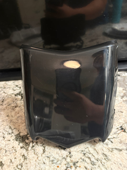 Glossy Skyline plate with a smooth, shiny surface displayed on a neutral background.