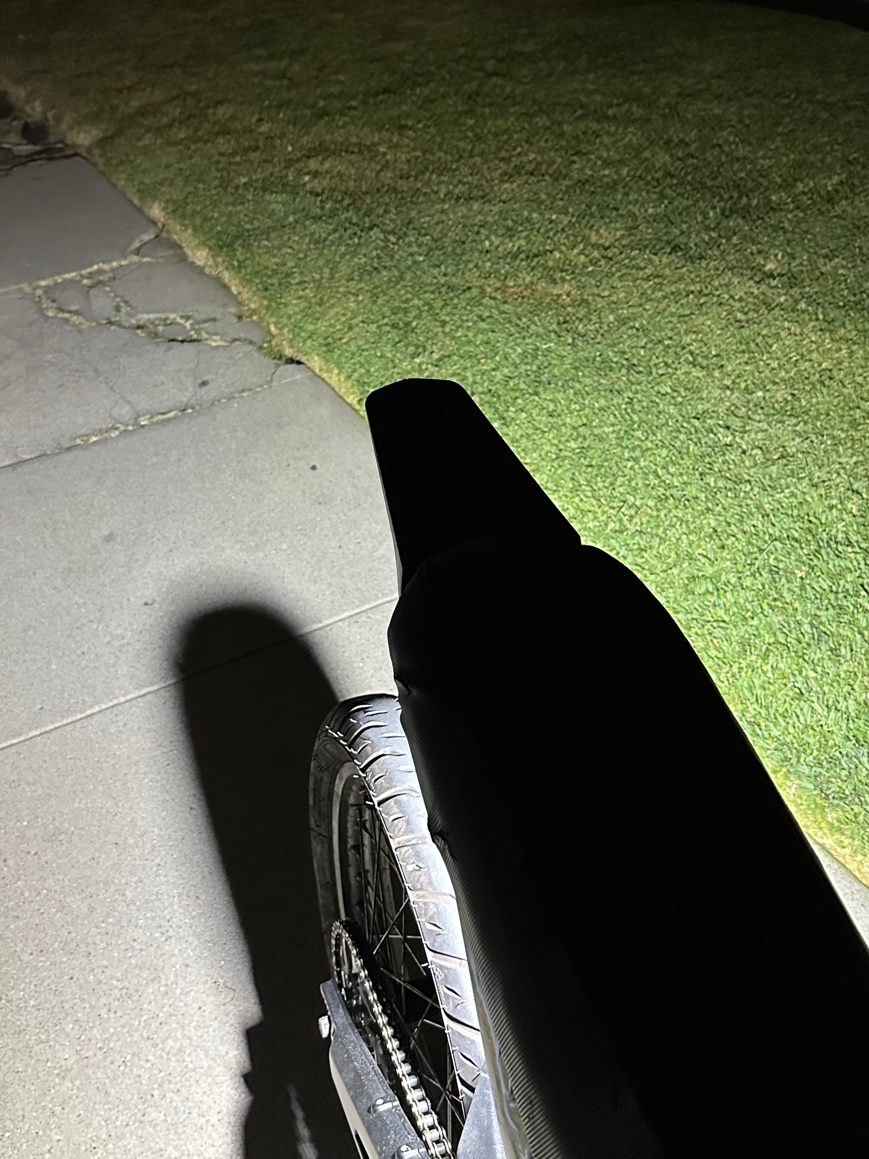 Battery powered Rocklight (ANY BIKE) - MX SKYLINE 